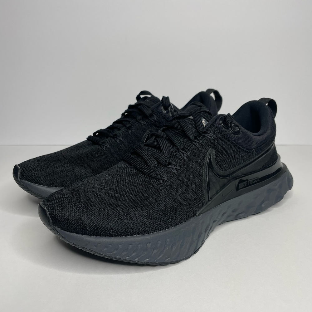 Nike React Infinity Run Flyknit 2 Triple Black - Picture 2 of 11